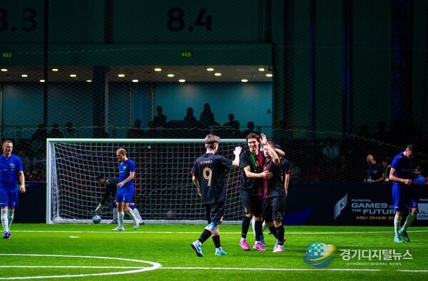 Phygital Football Athletes playing on the physical side